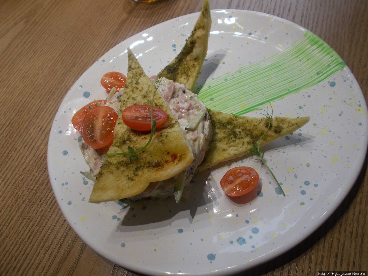 Очень люблю мясные салаты.