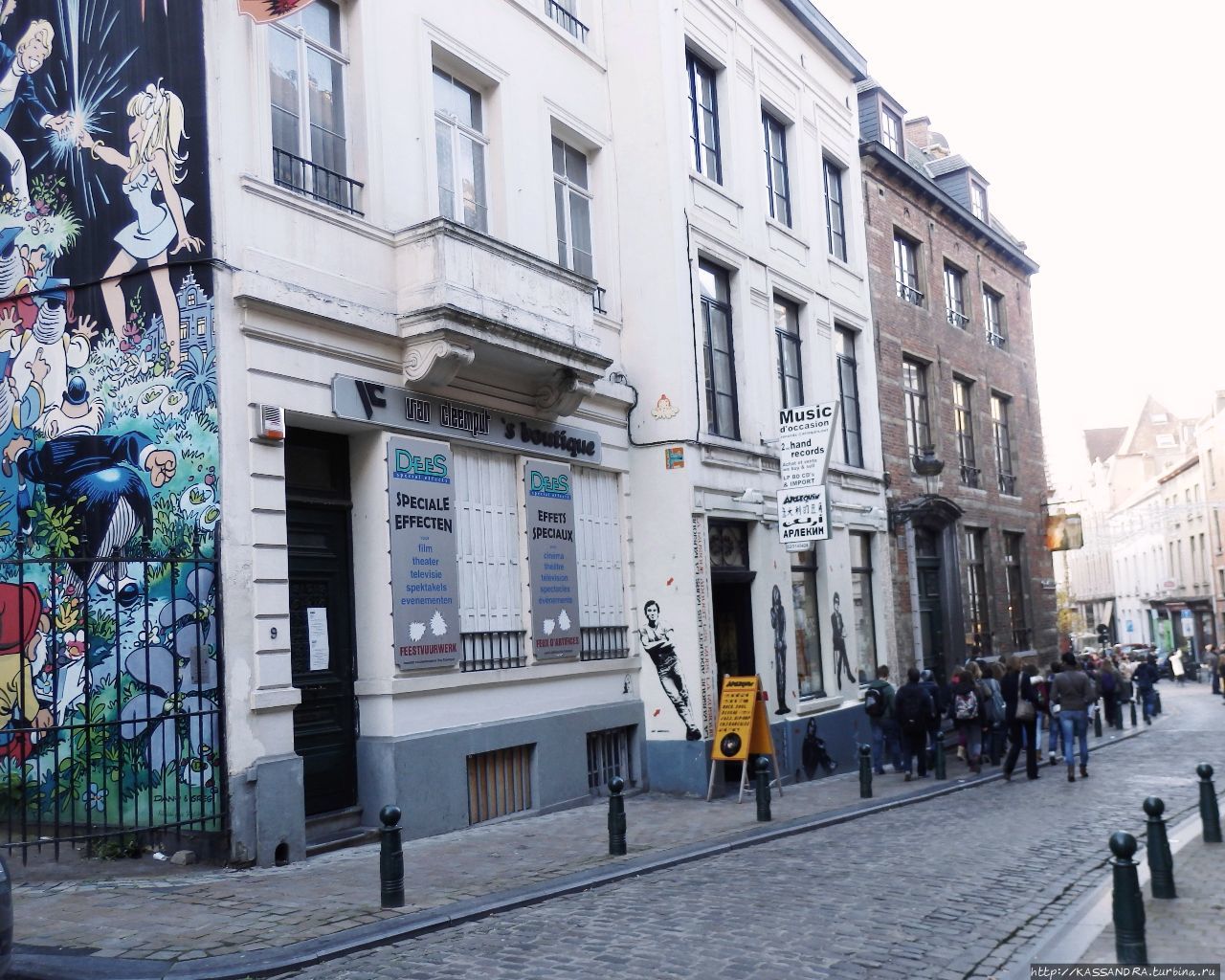 Брюссель. Бельгийские  комиксы и граффити Брюссель, Бельгия