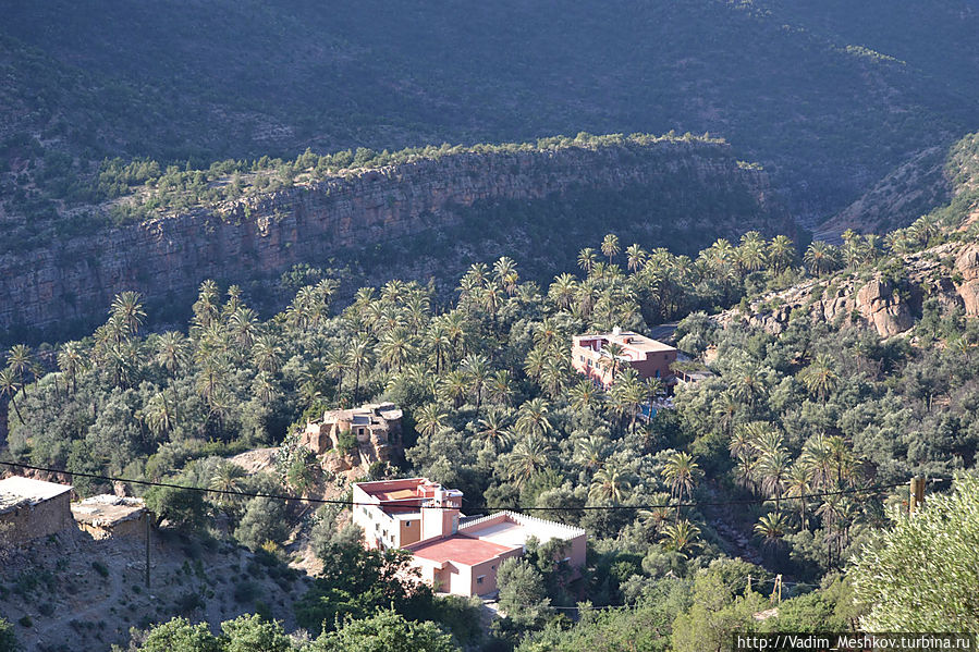 Деревня в горах Тазарина Область Сус-Масса-Драа, Марокко