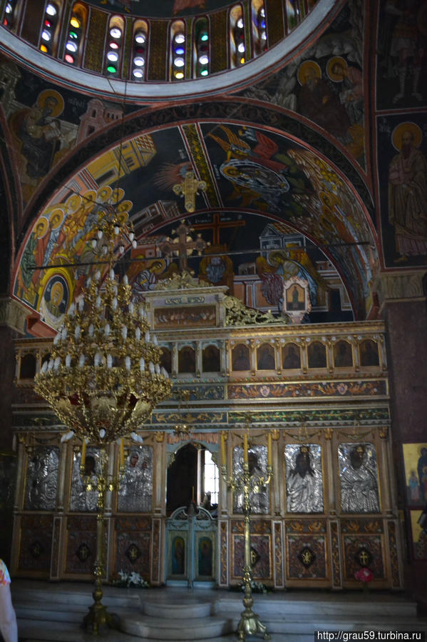 Храм святого целителя в деревне самогонщиков Сиана, остров Родос, Греция