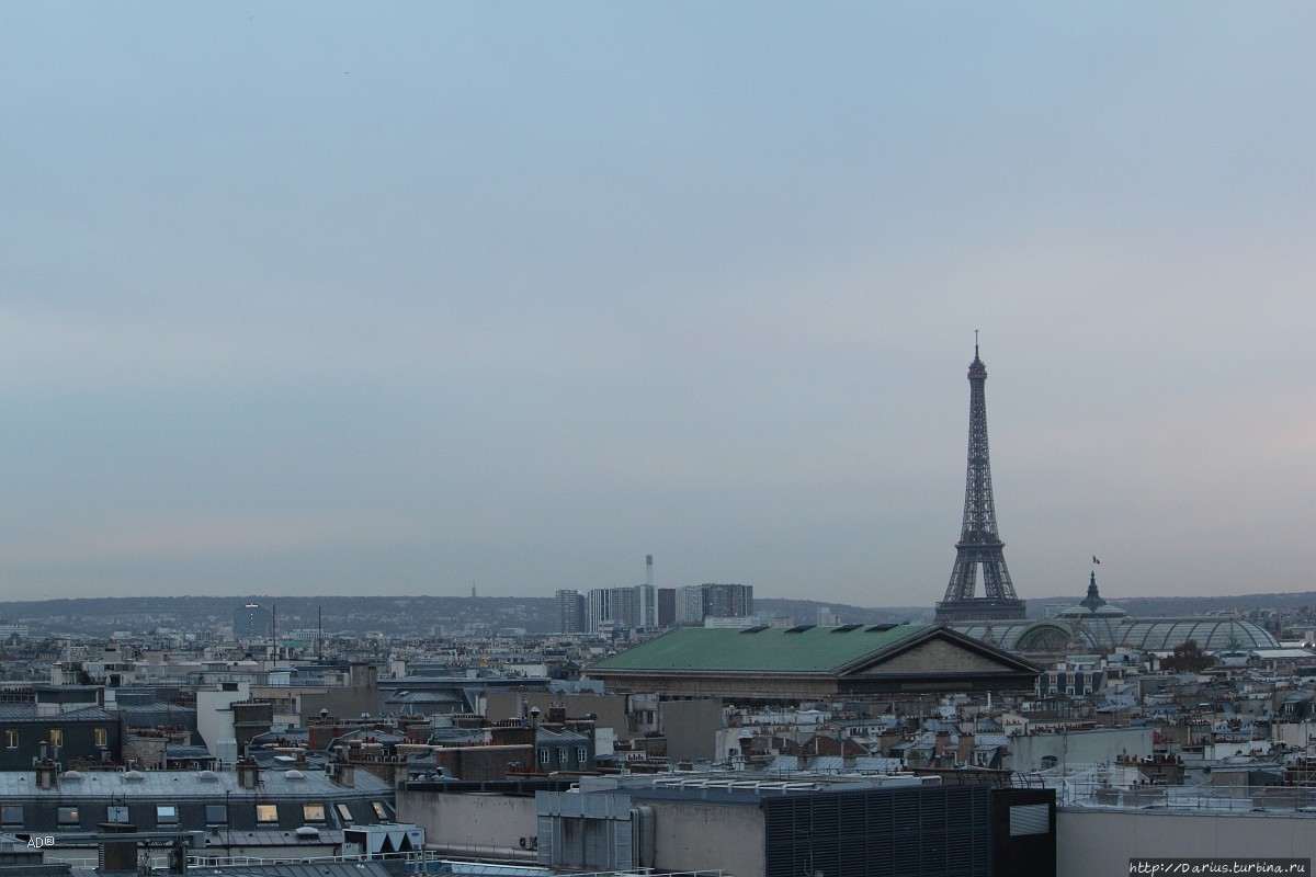 Париж 2018 — Виды с Галереи Лафайет Париж, Франция
