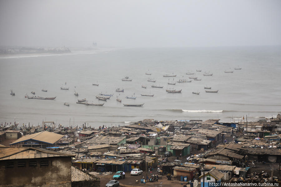 Рыбацкие лодки. Аккра, Гана