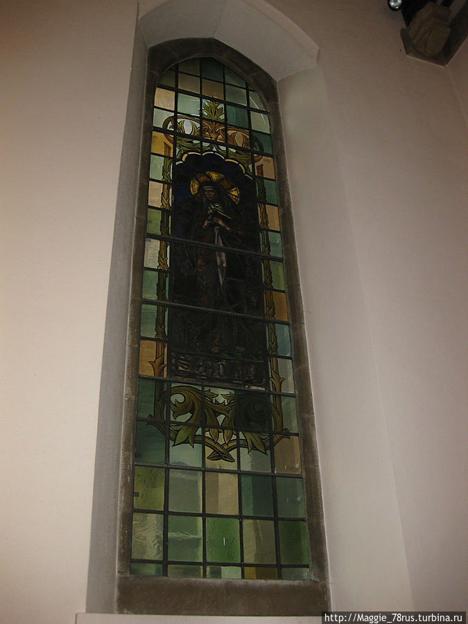 Святая Моника. К образу этой красавицы берберского происхождения, воспитавшей своего сына в духе Христианства, обращались Франческо Боттичини и Ари Шеффер.
Ее покорность и преданность мужу, разгульному чиновнику, заставило его пересмотреть свое мировоззрение и стать примерным христианином...(какой пример!!!)