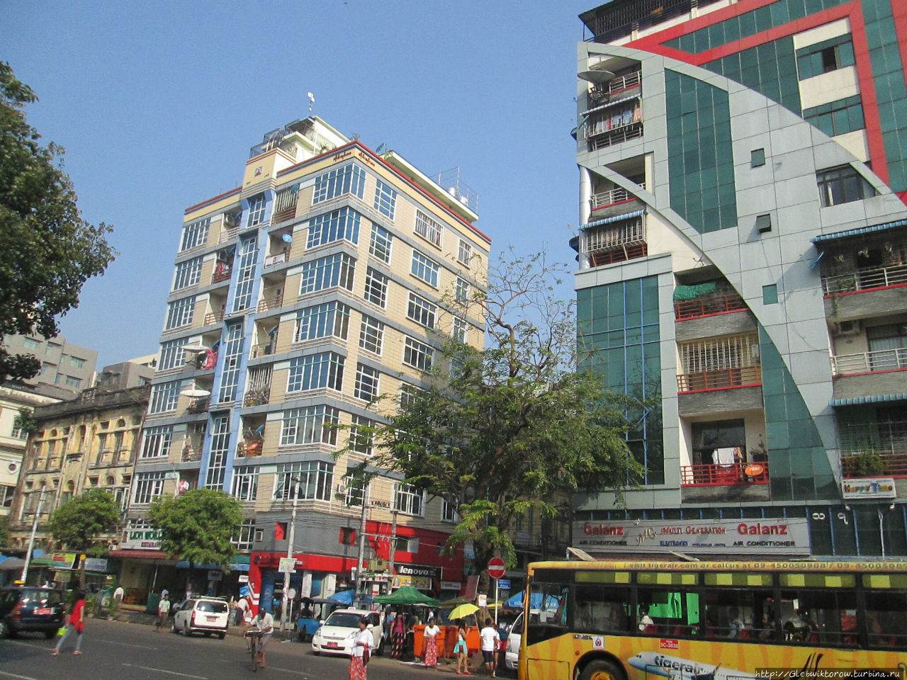 Прогулки по Янгону утром и в темноте Янгон, Мьянма