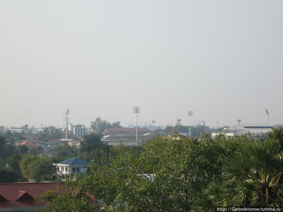 Вид на город с вата Махатхат Кхон-Каен, Таиланд