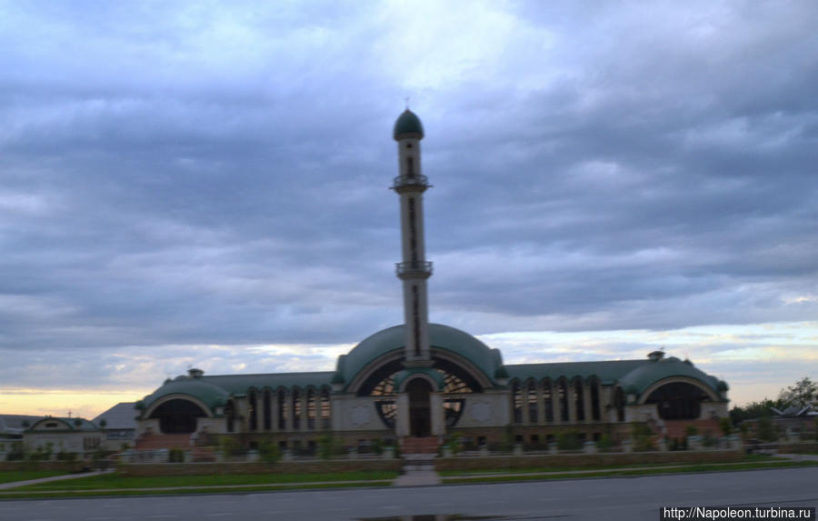Мечеть в Алхан-юрте