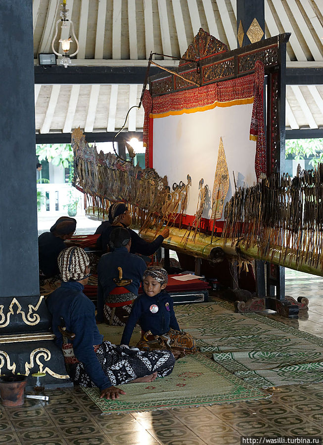 Кукольный театр. Дворец султана. Джокьякарта.