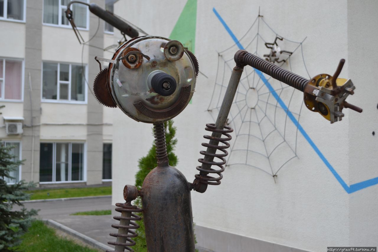 Парк-музей металлических скульптур Саратов, Россия