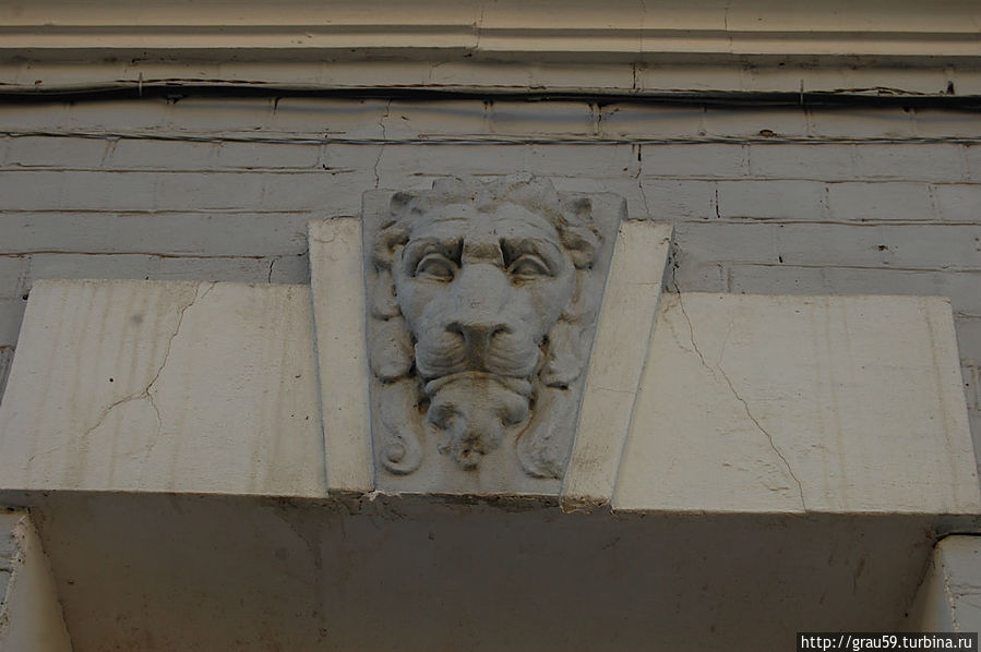 Дзержинского, 39. Детали