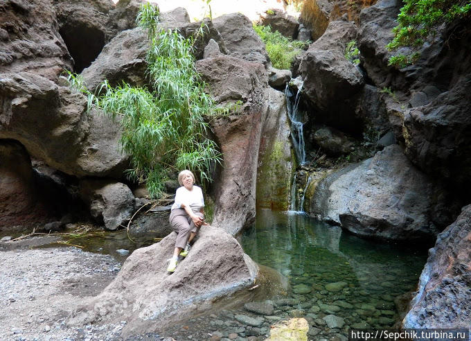 речушка с водопадом Остров Тенерифе, Испания