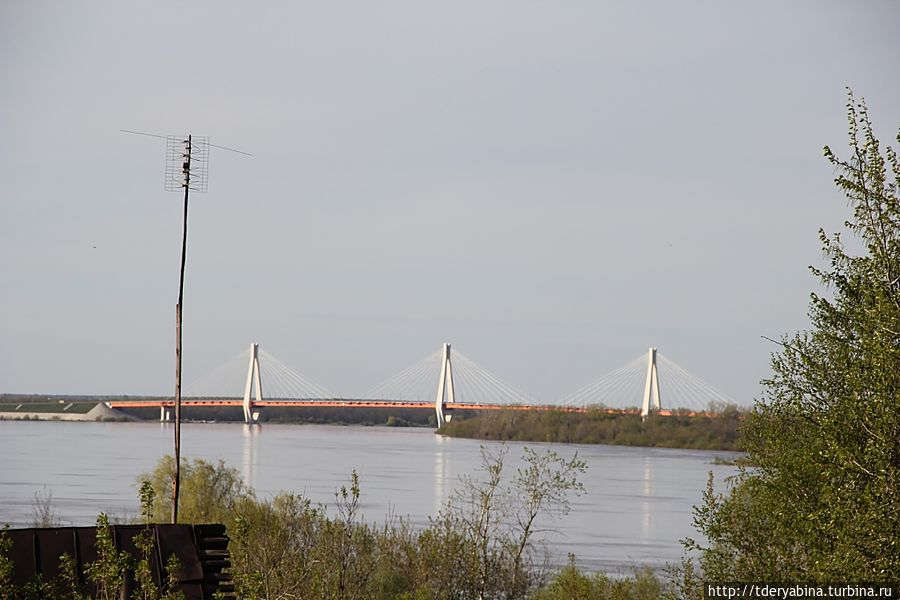 В 2009 году в Муроме был открыт стационарный вантовый мост через Оку Муром, Россия