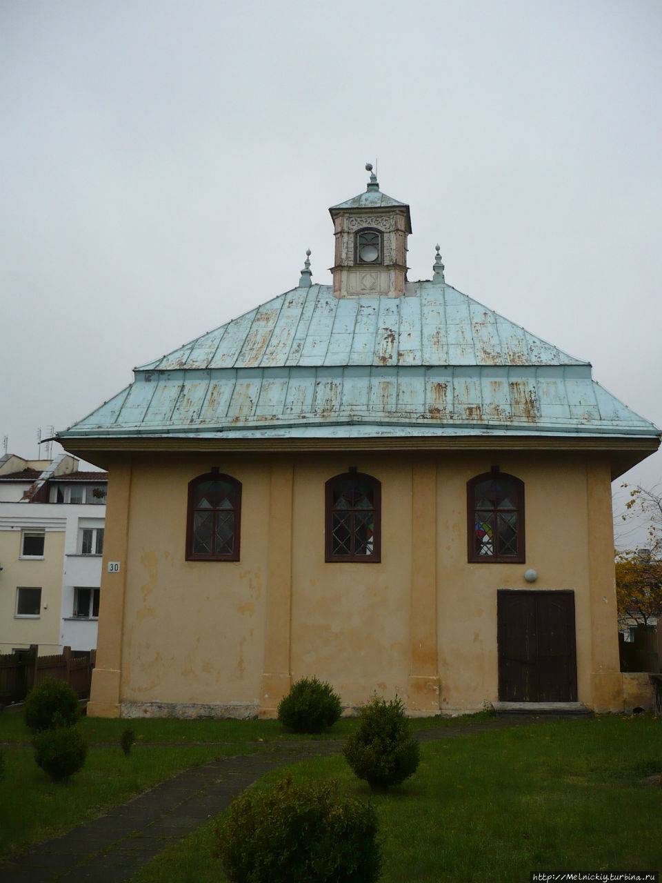 Прогулка по Караимской улице Тракай, Литва