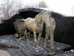 Скульптура Коногон, посвященная всем лошадям, трудившимся в угольных забоях.