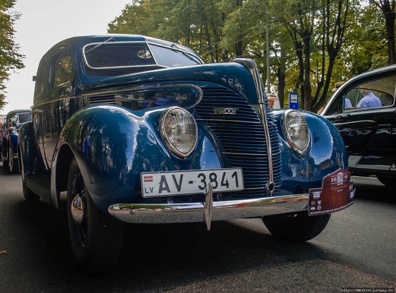 Фрагменты. портреты. Парад старинных автомобилей Rīga Retro Рига, Латвия