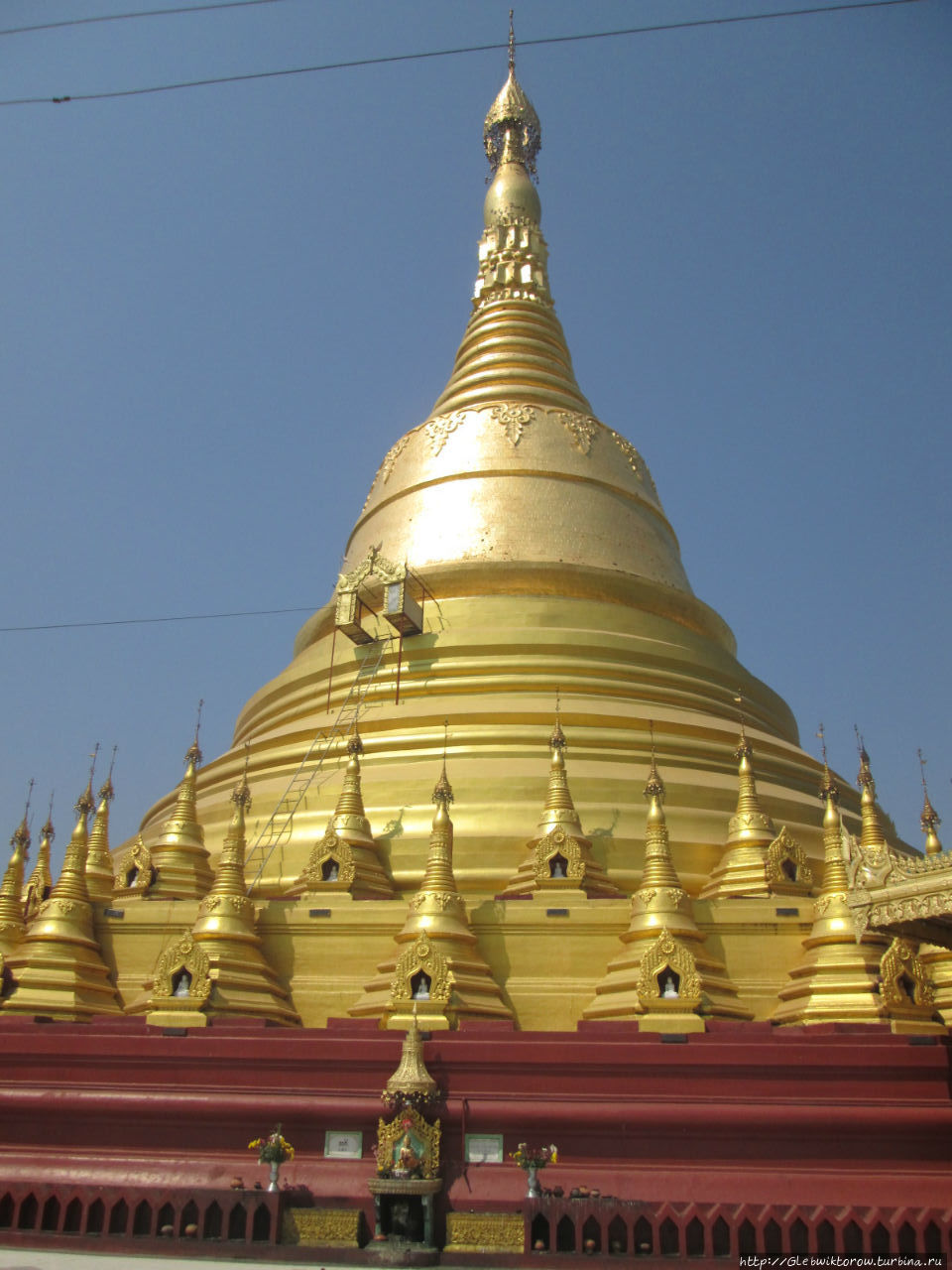 Крупнейшая пагода города и окрестностей Таунгу, Мьянма