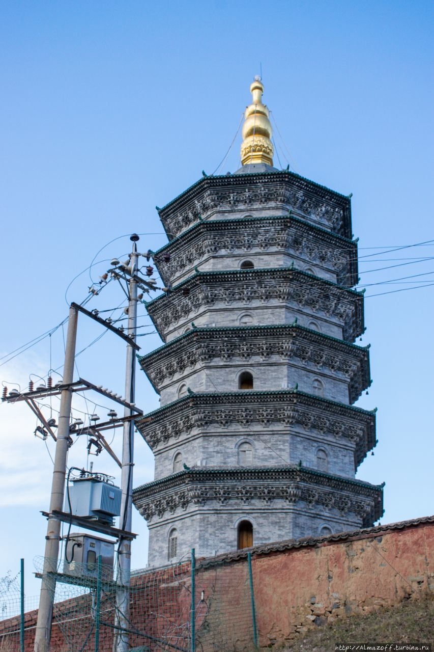 Ещё несколько храмов в горах Утайшань