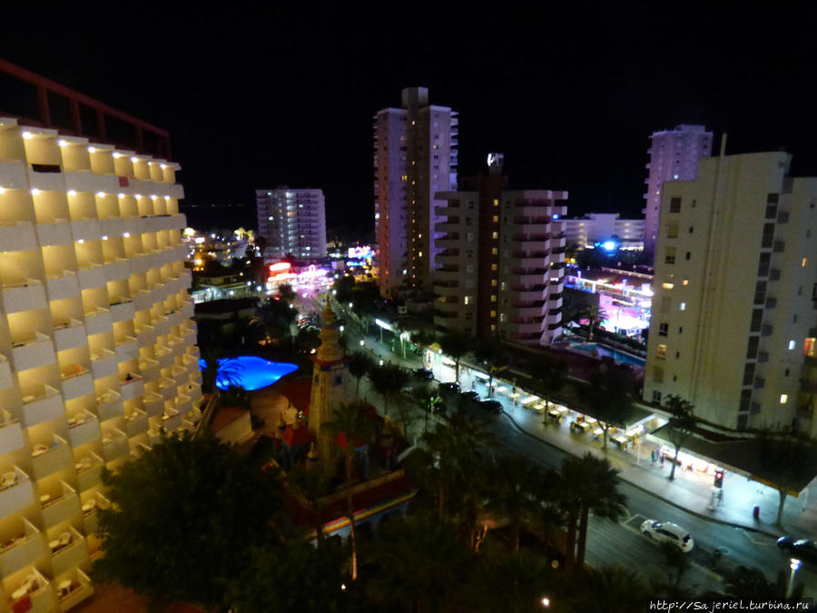 Вид из окна отеля Магалуф, остров Майорка, Испания