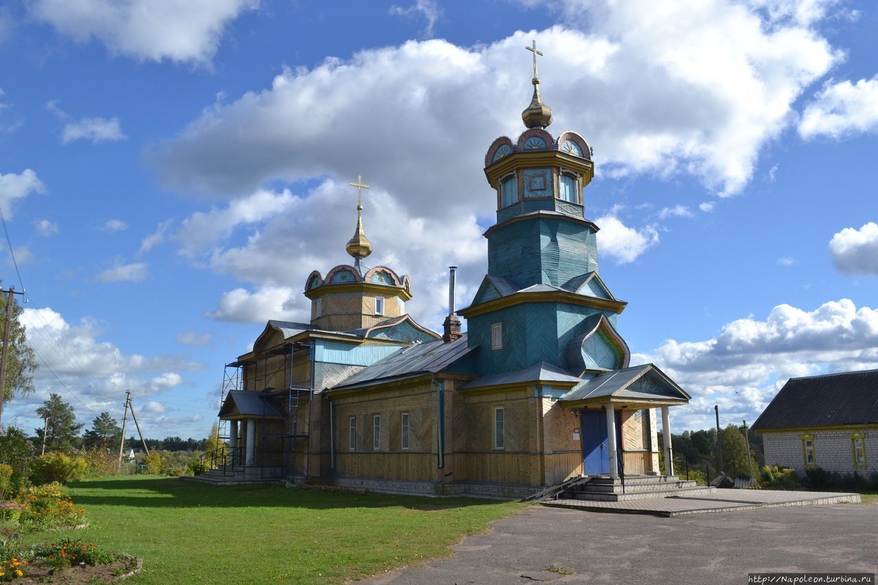 Погода демянск новгородская на неделю. Демянская Крестовоздвиженская Церковь. Церковь в Демянске Новгородской области. Церковь Воздвижения Креста Господня (п. Демянск). Поселок Демянск Новгородской области.