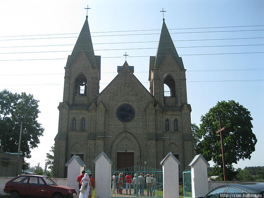 Костел Матери Божьей Ружанцовой и святого Доминика или, как его еще называют, Раковский костел.