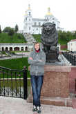 Свято-Успенский кафедральный собор, один из львов на Пушкинском мосту