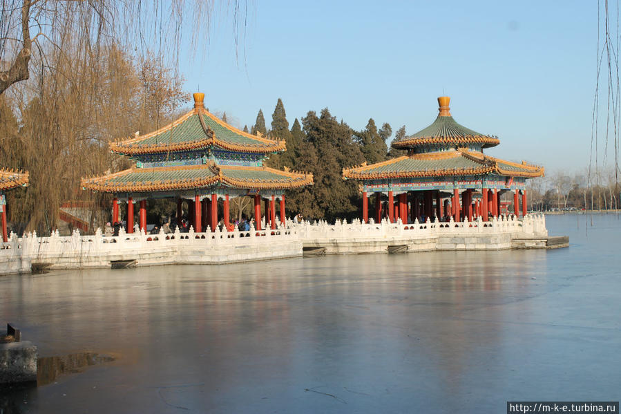 Императорский сад. Парк Бэйхай Пекин, Китай