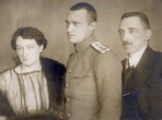 Супруги Шмелёвы с сыном Сергеем, 1917 год (Из Интернета)