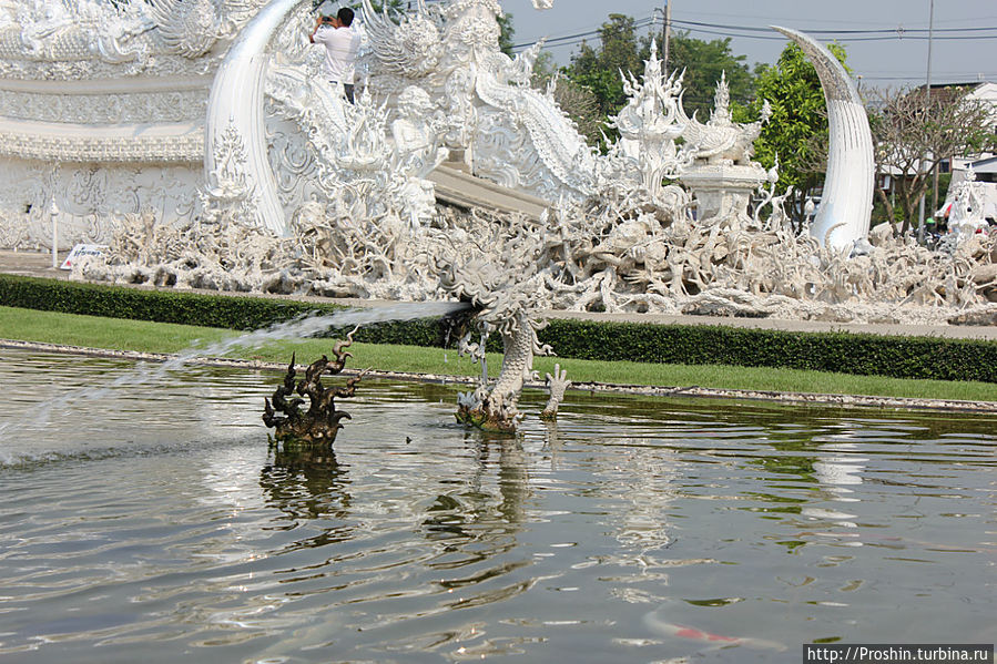 Чианграй, 5-й день, Ват  Ронг Кун (Wat Rong Koon) Чианграй, Таиланд