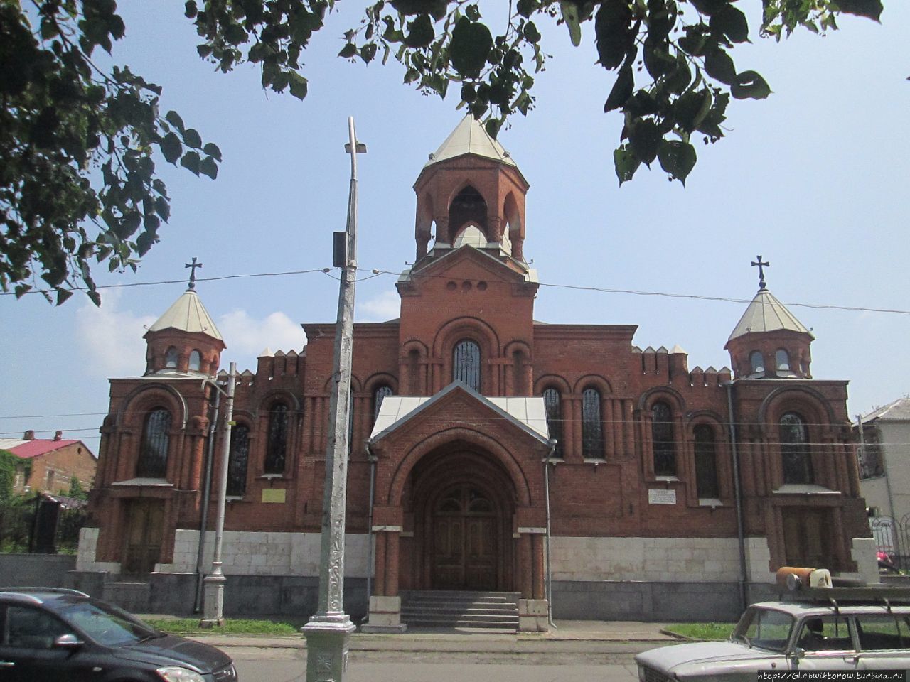 Фото: Церковь Сурб Григор Лусаворич, армянская апостольская церковь, Армянская у