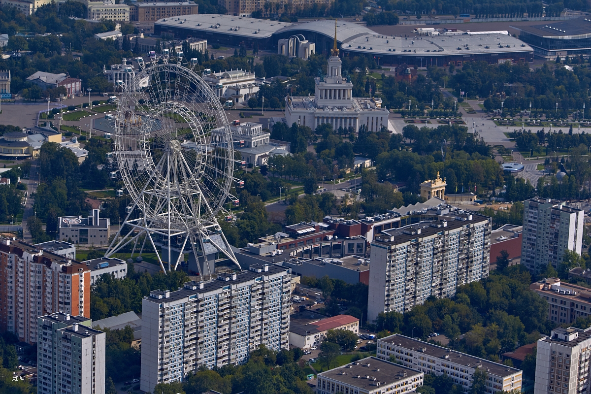 Виды с Останкинской башни — Колесо обозрения «Солнце Москвы» Москва, Россия