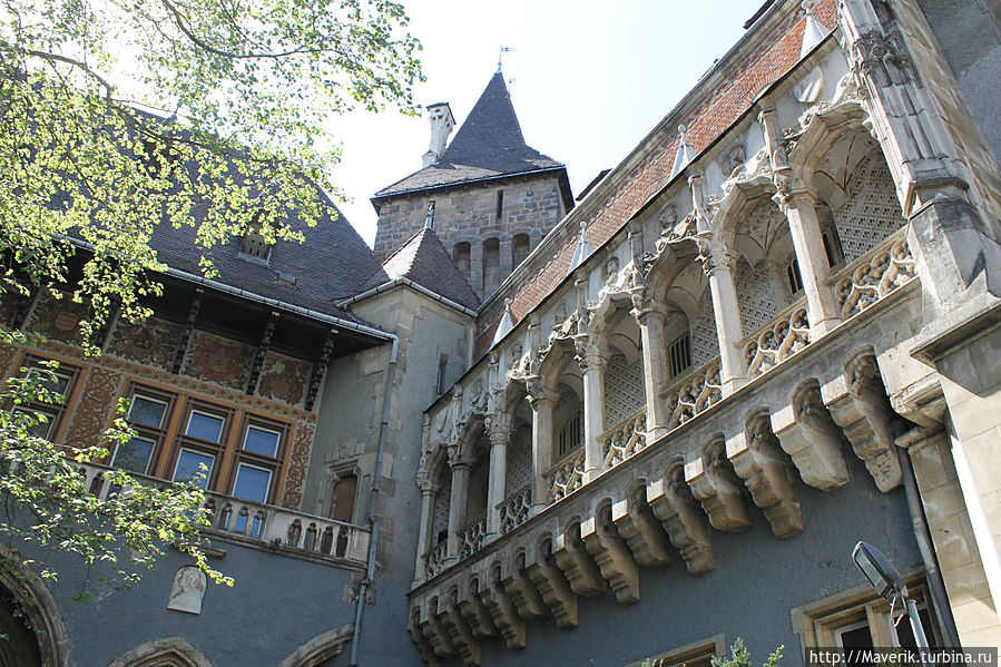 В барочном крыле крепости находится Сельскохозяйственный музей. Будапешт, Венгрия