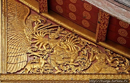 Королевский зал погребальных колесниц в Сиенгтхонге. Фото из интернета