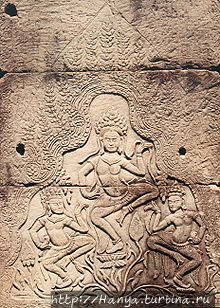 Apsara dance на стене буд