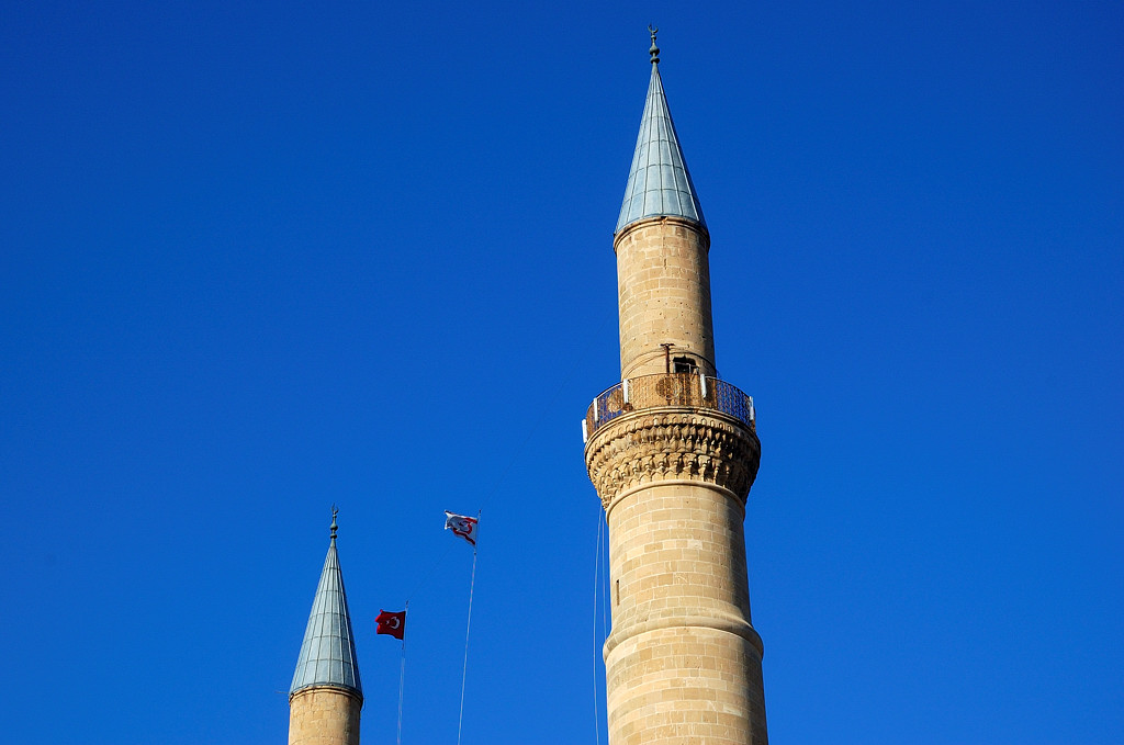 Ж Никосия, Кипр