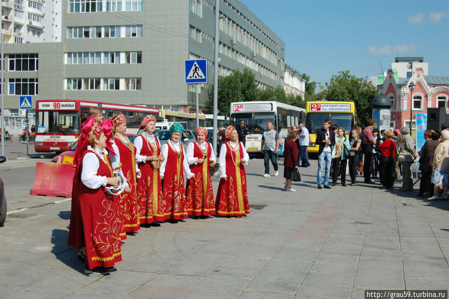 Мы отправились в Ботанический сад. Часть 1.Травы Саратов, Россия