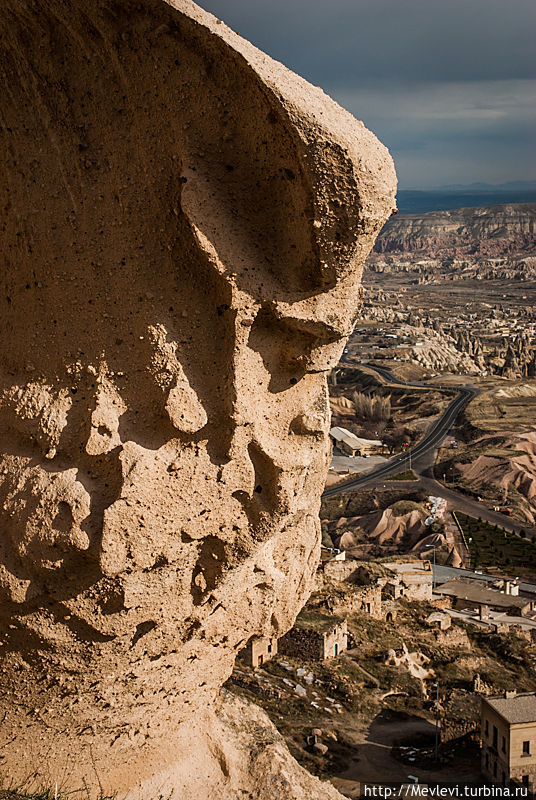 Турция — Каппадокия, Гёреме, Учхисар (Uçhisar)- гора любви Гёреме, Турция