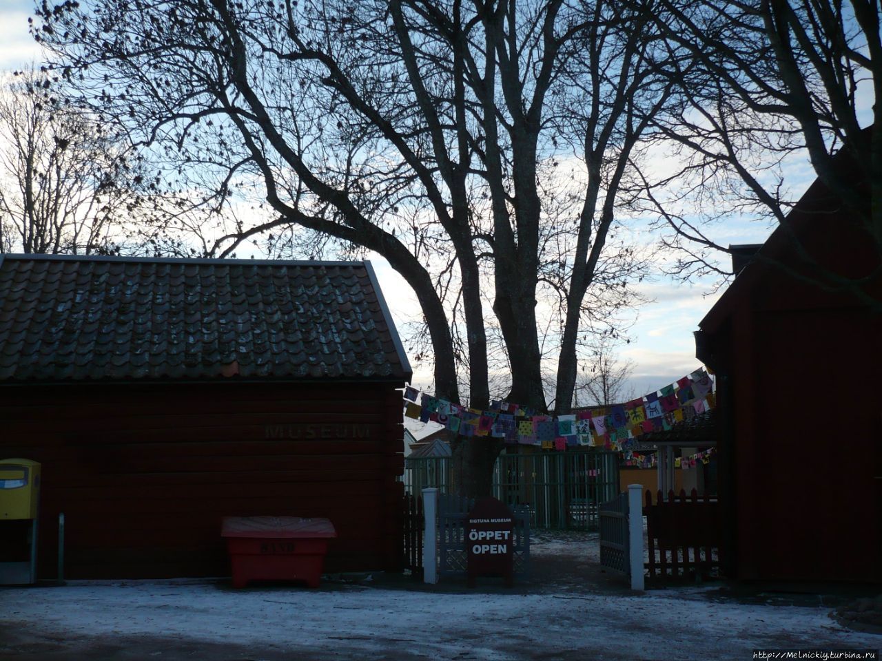 Небольшая прогулка по тысячелетнему городку Сигтуна, Швеция