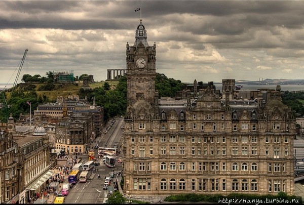 Принцес-стрит в Эдинбурге. Фото из интернета Эдинбург, Великобритания