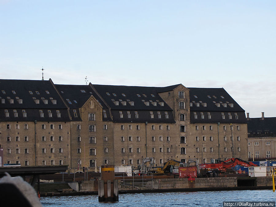 Отель Адмирал с воды. Копенгаген, Дания