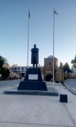 Перед Киренийскими воротами стоит памятник Ататюрку.
