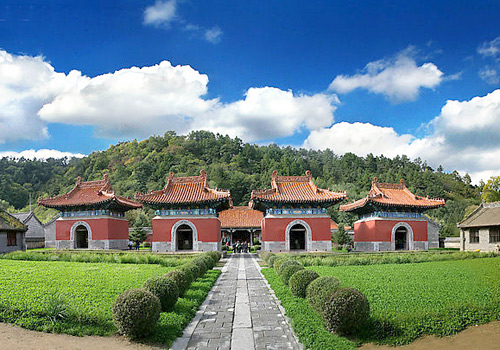Мавзолей Фулин династии Цин / Fuling Tomb of the Qing dynasty (清福陵)