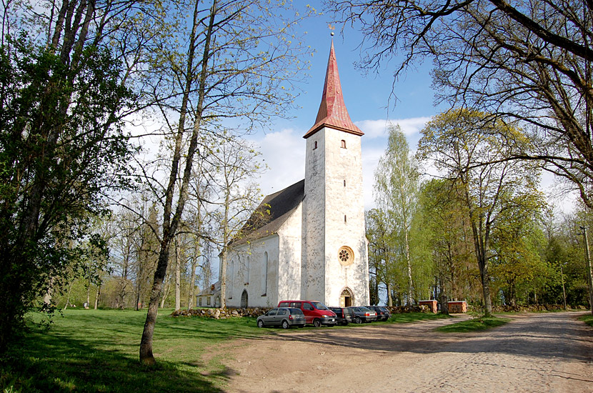 Церковь Иоанна Крестителя, XIII век Сууре-Яани, Эстония