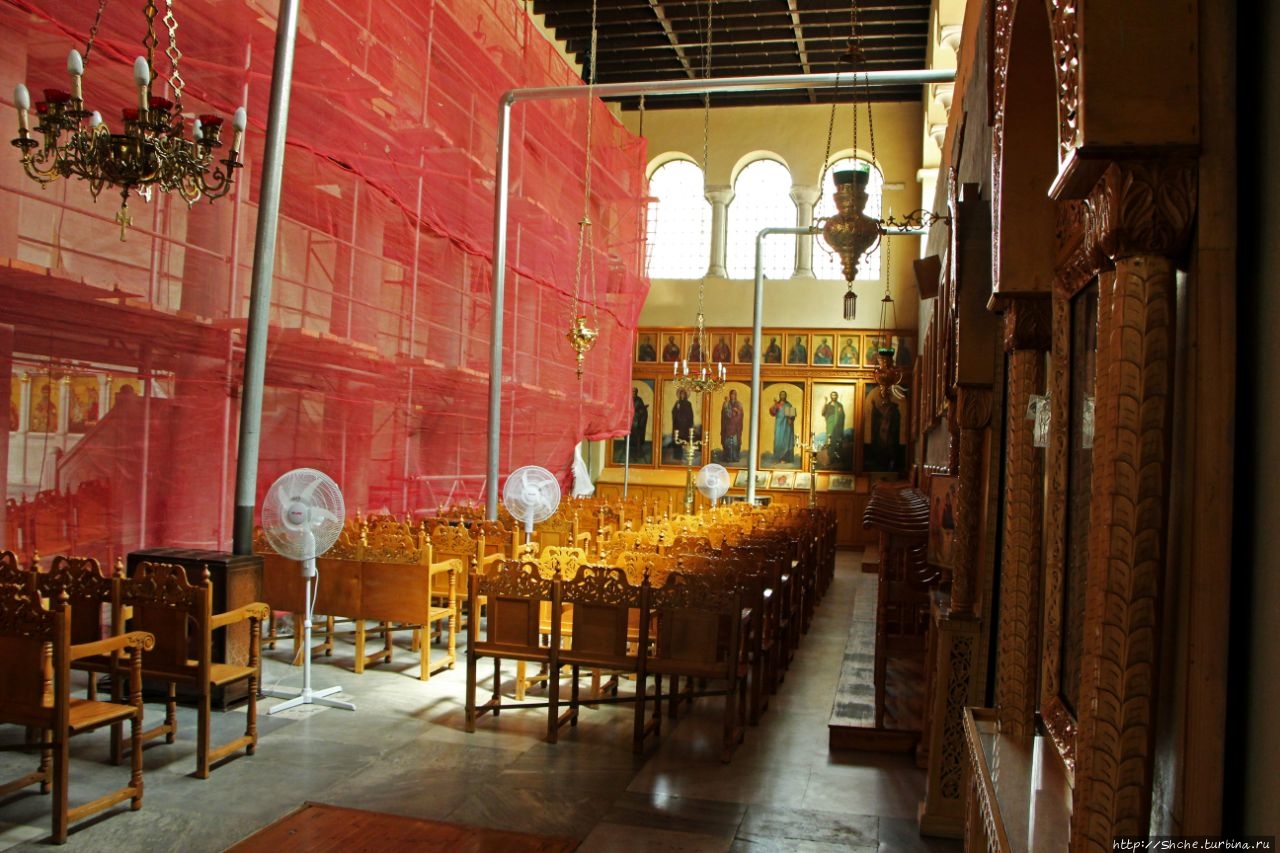 Базилика Ахиропиитос (5в), одна из старейших церквей в мире