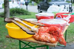 Овощи и другие ингридиенты для приготовления борща.