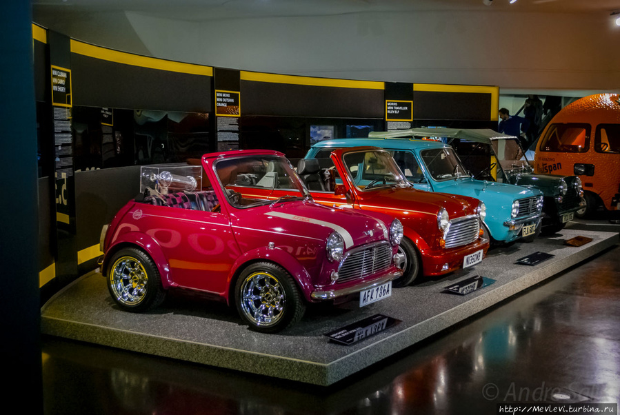 Экспозиция «The MINI Story» в музее BMW Мюнхен, Германия