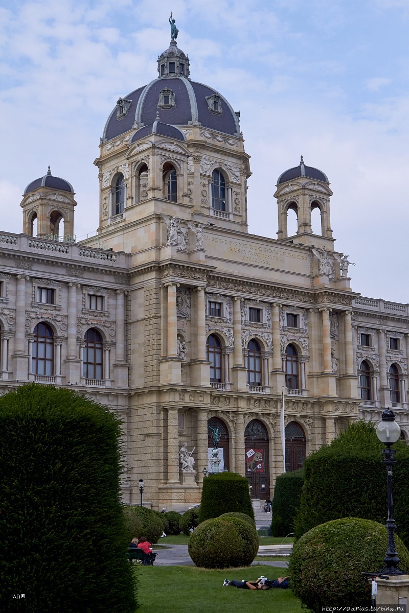 Вена 2019 — Музейный квартал Вена, Австрия