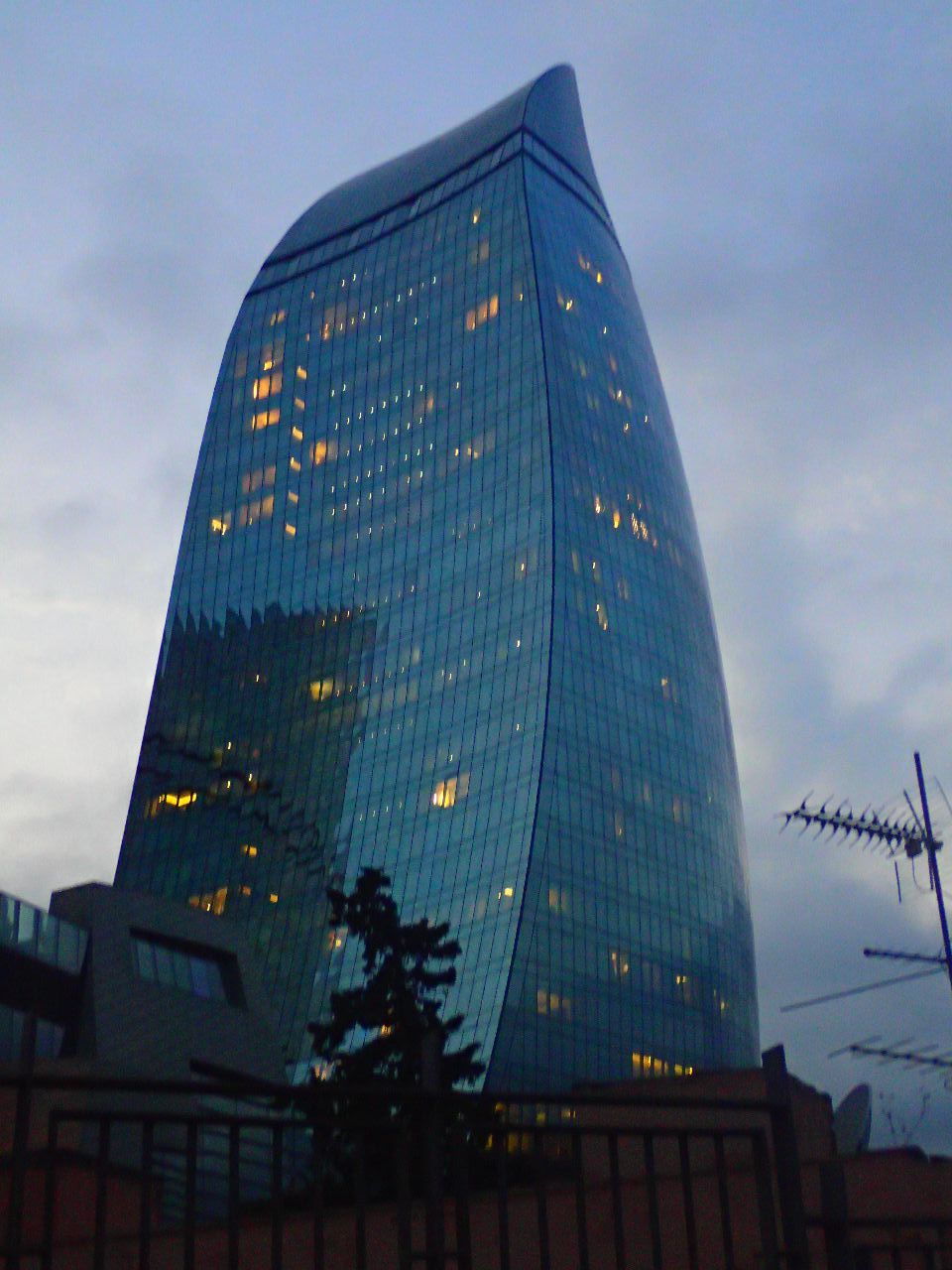 аллея шахидов в баку история. feed.photo. аллея шахидов в баку история фото. аллея шахидов в баку история-feed.photo. картинка аллея шахидов в баку история. картинка feed.photo. Я не очень большой любитель бродить по кладбищам, но часто, в самых разных странах, стараюсь не пропускать мемориалы, особенно воинские. Всеми силами постараюсь не сбиться на пафос, но считаю, что стоило бы рассказать о таком памятном для Баку месте. аллея шахидов в баку история. feed.photo. аллея шахидов в баку история фото. аллея шахидов в баку история-feed.photo. картинка аллея шахидов в баку история. картинка feed.photo. Я не очень большой любитель бродить по кладбищам, но часто, в самых разных странах, стараюсь не пропускать мемориалы, особенно воинские. Всеми силами постараюсь не сбиться на пафос, но считаю, что стоило бы рассказать о таком памятном для Баку месте.