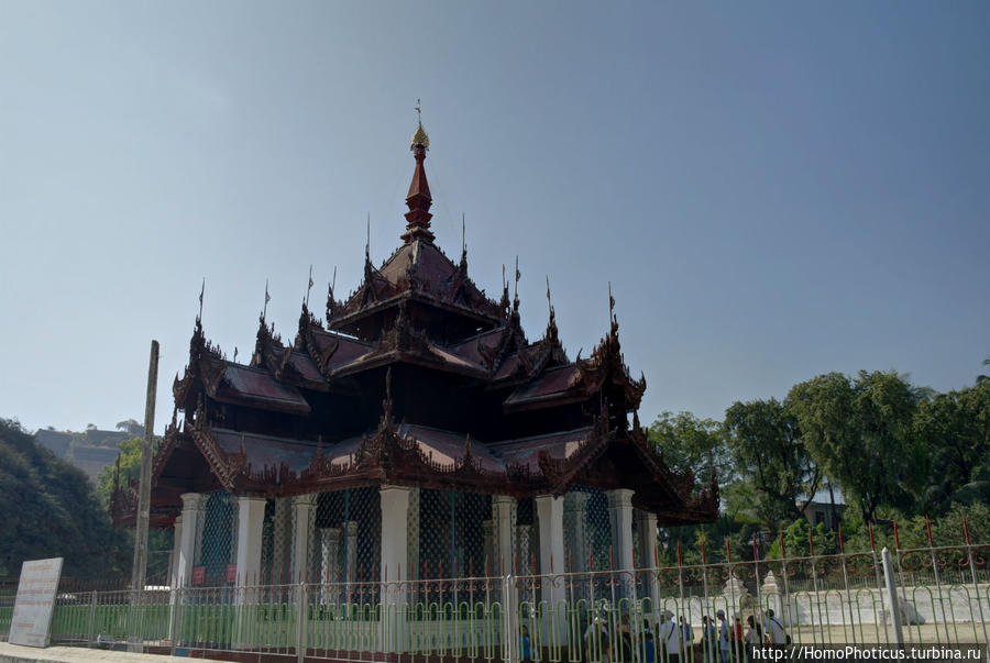 Заброшенная резиденция Мингун, Мьянма