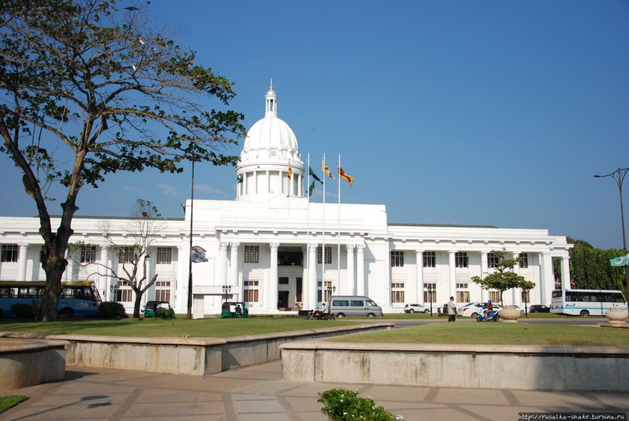 Здание городского муниципального совета Коломбо, Шри-Ланка