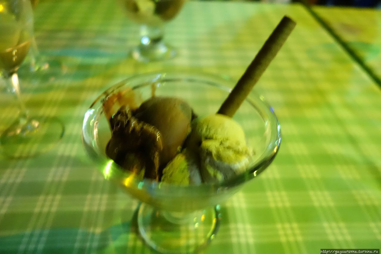 десерт — мороженка :)