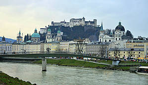 В 739 г. город стал епископской резиденцией, в конце VIII в. при епископах Виргилии и Арно — центром миссионерской активности христианской церкви в альпийском регионе; с этих же времён носит имя Зальцбург, которым обязан многочисленным месторождениям соли.